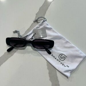 BRAND NEW 90’s Chic Slim Shadyveu UV Blocking Sunglasses